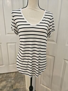 N4American Eagle Outfitters "Soft And Sexy" Black & White Striped V‑Neck Tee